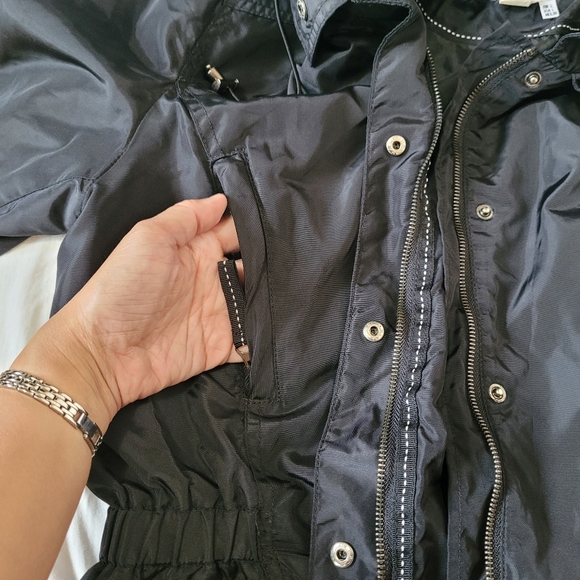 Zara Basic Black Coat Jacket with Removable and Adjustable Hood Size Large - Picture 8 of 11